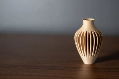 Mini Magnetic Vase No. 2 - Loffa Design