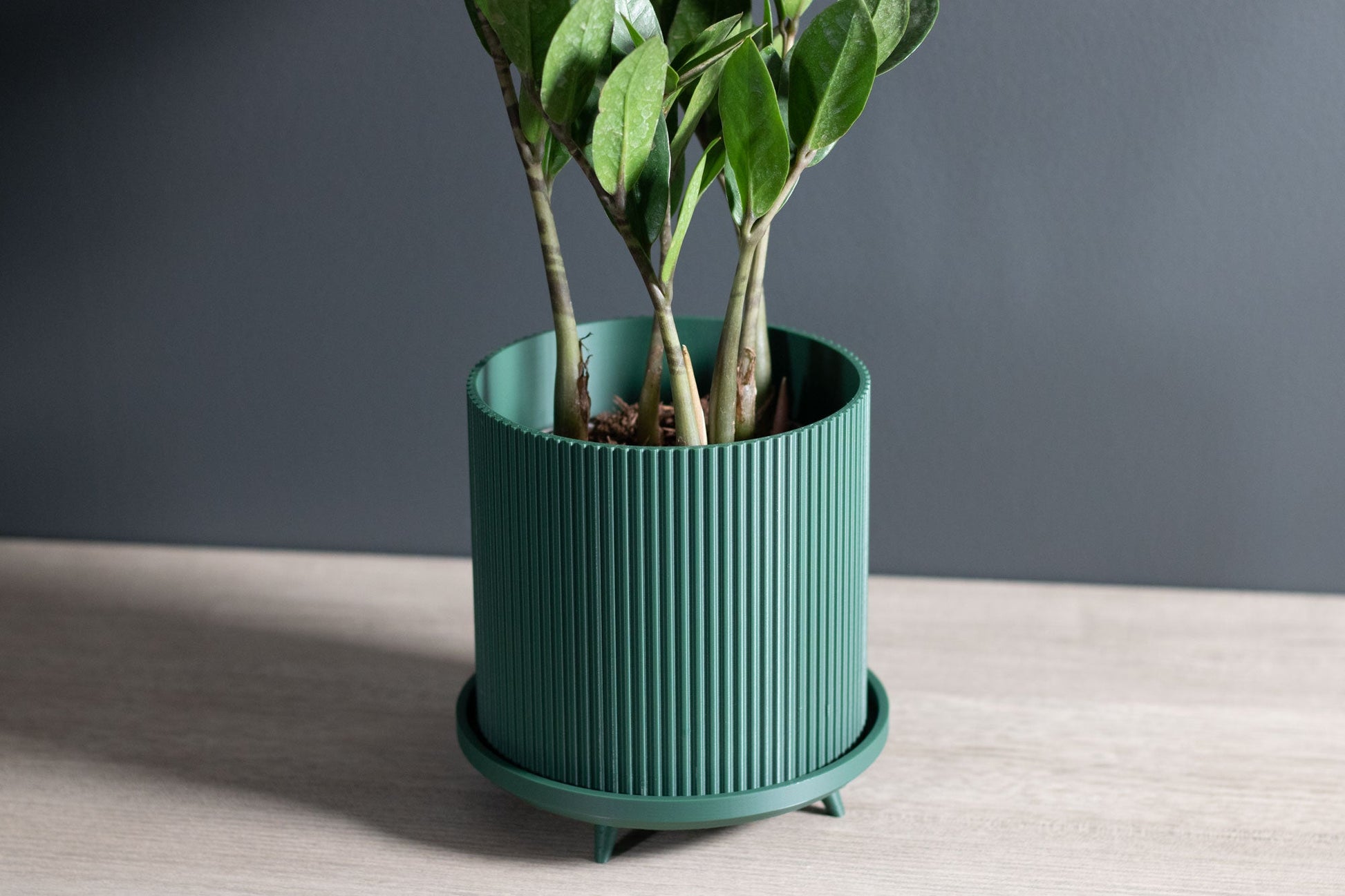 The Lloyd - Flower Pot & Planter - Lagoon green - large size - front - Loffa Design