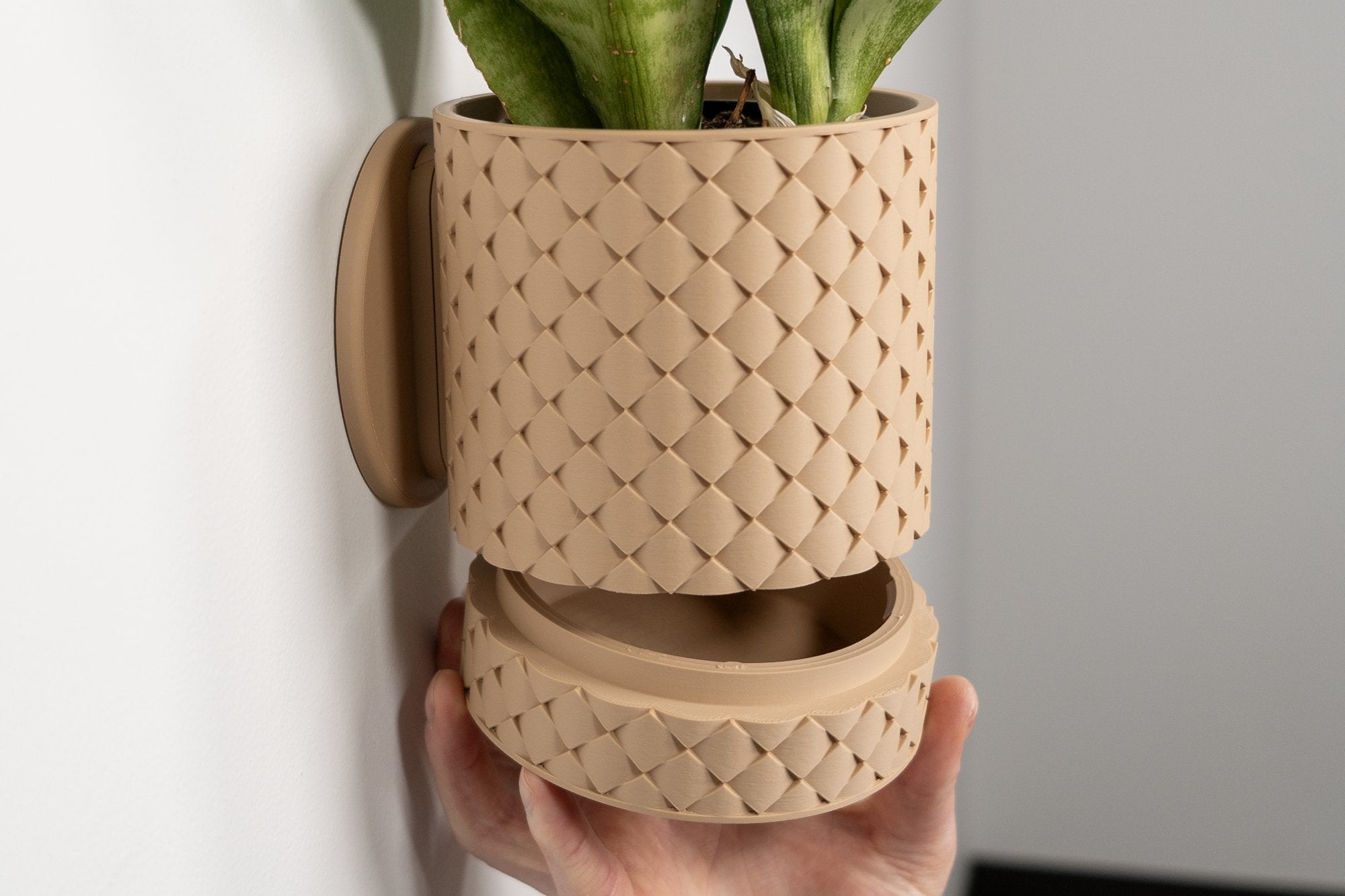 The Quilted - Wall Planter - Loffa Design