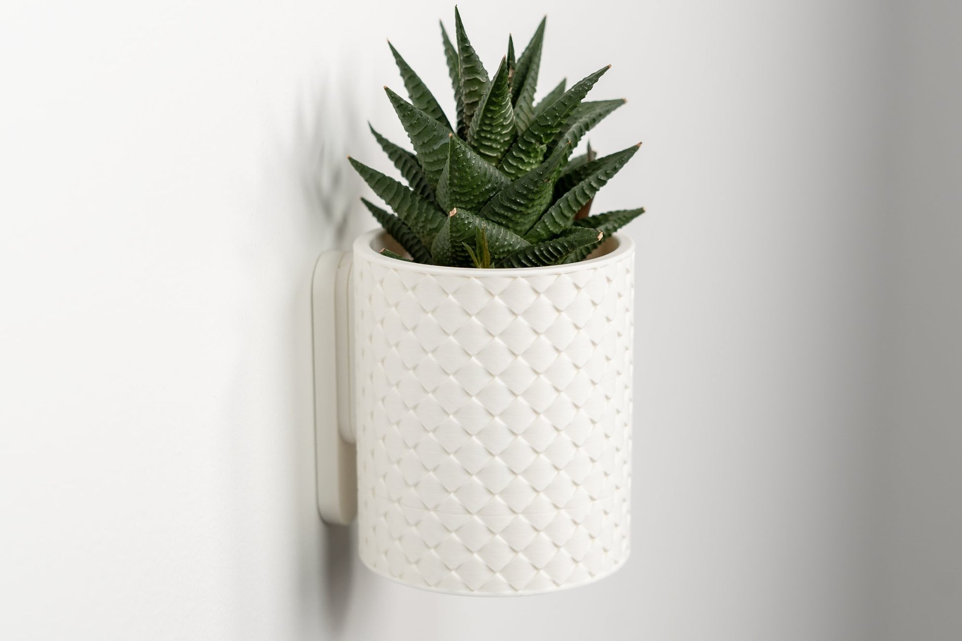 The Quilted - Wall Planter - Loffa Design