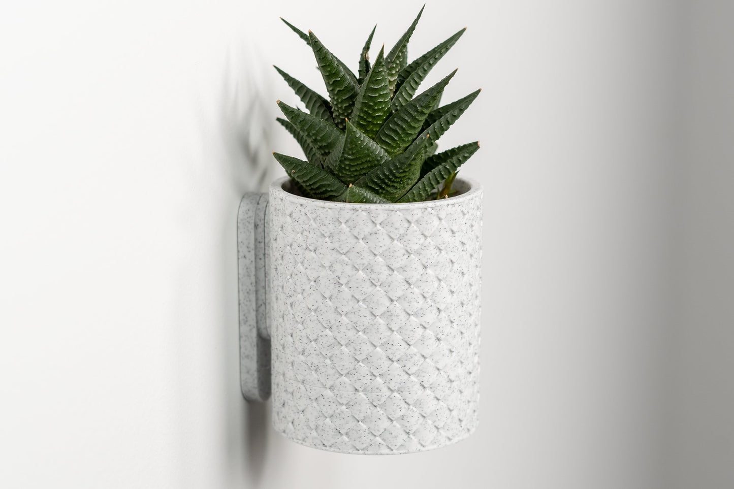 The Quilted - Wall Planter - Loffa Design